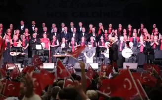 Kocaeli İzmit’te Cumhuriyet coşkusu yaşandı
