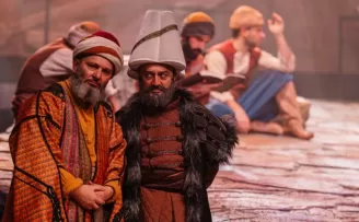 Kocaeli Şehir Tiyatroları, “Sinan” adlı oyunun prömiyerini yaptı