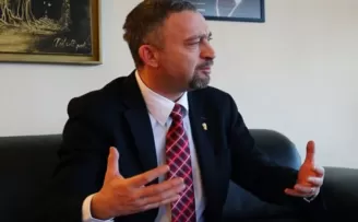 Kocasakal: CHP'nin kurtarıcılara değil, ideolojik netliğe ihtiyacı var