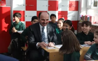 Konya’da Başkan Altay karne heyecanına ortak oldu