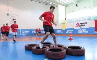 Konya’da ’Parkur’ gençleri hayallerine kavuşturuyor