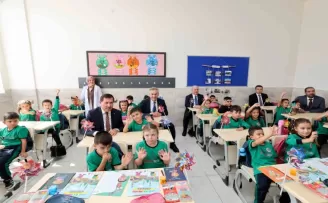 Konya’da Vali Akın ve Başkan Kılca öğrencilerle buluştu