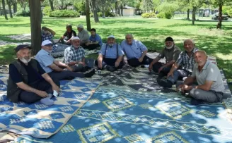 Konya Karatay’da emekliler Şehir Parkı’nda buluştu