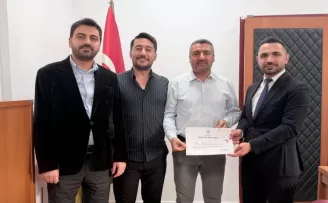 Kozluk Devlet’te örnek personele başarı belgesi verildi