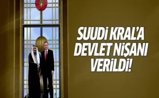 Kral Selman'a devlet nişanı verildi