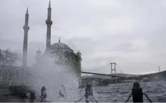 Kuzeyde sağanak, Marmara ve Ege’de fırtına uyarısı