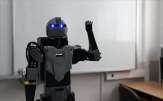 Liseliler insansı robot yaptı
