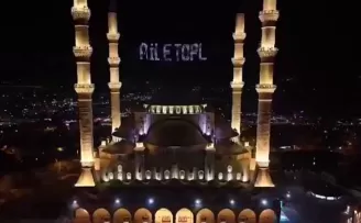 Mahyalar ’Aile Yılı’ için yanıyor