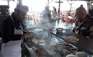 Malatya Sofrası’nda 4 çeşit yemek 50 TL