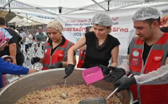 Manisa Büyükşehir’den çölyak hastalarına özel aşure