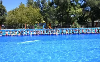 Manisa Büyükşehir’in havuzları çocuklarla buluşuyor