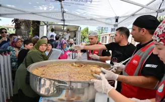 Manisa’da merhum Başkan vefatının 40. gününde anıldı