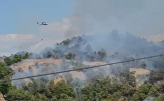 Manisa’da orman yangınlarıyla mücadele sürüyor... Başkan Dutlulu sahada