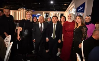 Memduh Büyükkılıç’tan ’öğretmenlere’ övgü