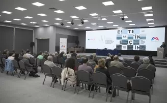 Mersin’de estetik ve sanat tartışıldı