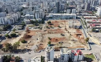 Mersin’de ‘Mezitli Kent Meydanı’ projesinde çalışmalar sürüyor