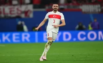 Milli futbolcudan Başkan Büyükakın’a teşekkür