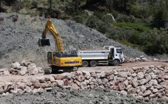 Muğla Seydikemer’de heyelan yaraları sarılıyor