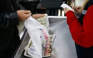 'Naylon poşette ücrete ve fişe dikkat'