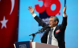 Özgür Özel TBMM Grup Başkanı seçildi
