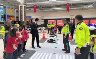 Pazaryeri Kaymakamı trafik bilincine dikkat çekti