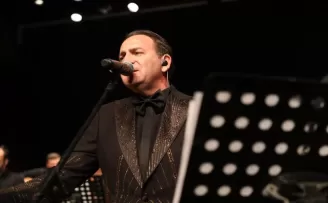 Sakarya’da Zeki Müren’in unutulmaz şarkıları yankılandı