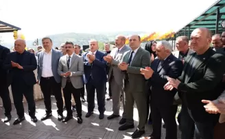 Sakarya Geyve’de Nehir Cafe hizmete açıldı