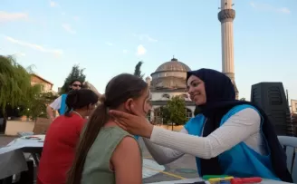 Sakarya’nın mahallelerinde Yeniköylü çocuklar neşelendirildi