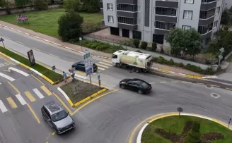 Sakarya yağışın bıraktığı çamur ve tozları temizliyor