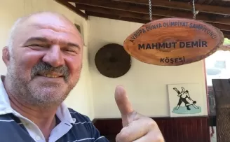 Şampiyonluktan yalnızlığa uzanan bir hayat... Mahmut Demir’in sessiz hikayesi