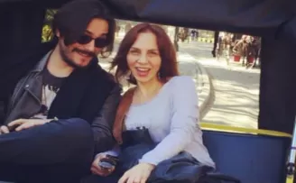 Sertap Erener anne oluyor