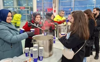 Sivas’ta son 20 yılın en yoğun karında belediye 7/24 görevde