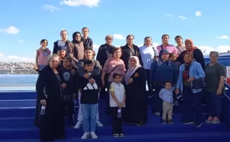 Somalı kadınlar İzmir’de körfez turuna çıktı