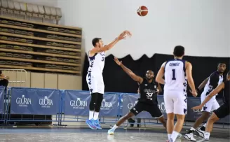 TOFAŞ, Antalya kampındaki ilk maçta Beşiktaş GAİN’e mağlup oldu