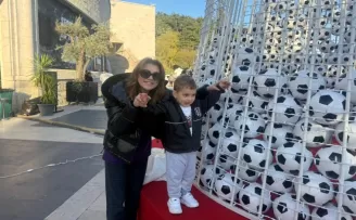 TÜPRAŞ Stadyumu’nda 2 bin toptan oluşan yılbaşı ağacı