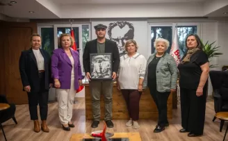 Türk Kadınlar Birliği’nden Başkan Eşki’ye tarihi sürpriz