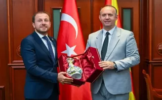 Ülkeler arası bağlar pekişti