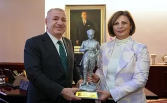 Ümit Özdağ’dan CHP’li başkana ziyaret