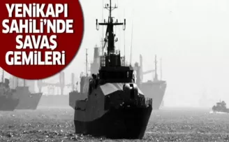 Yenikapı sahilinde savaş gemileri