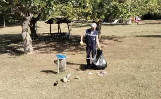 Yeşil alanlarda düzenli temizlik