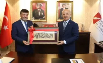 YÖK Başkanı Prof. Dr. Özvar’dan İzmir Kâtip Çelebi’ye ziyaret