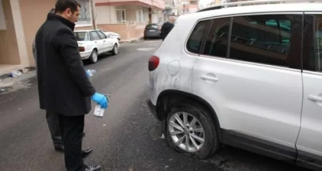 40 aracın lastiğini kestiler