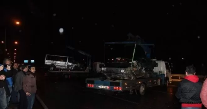 6 araç birbirine girdi 1 ölü 5 yaralı