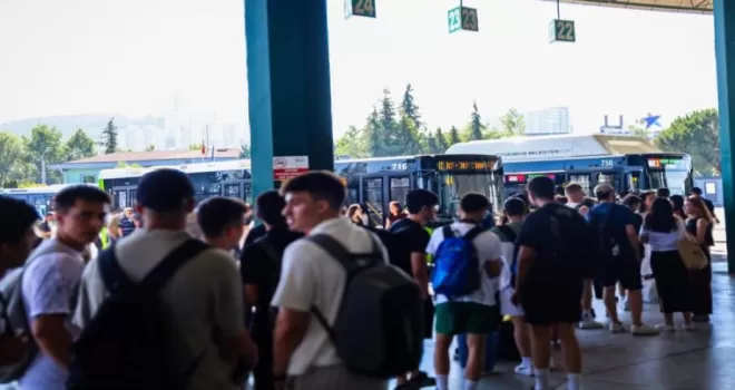 800CK, 1 ayda 46 bin vatandaşı sahillere taşıdı