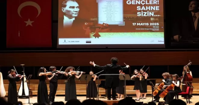 AASSM’de sahne İzmirli gençlerin