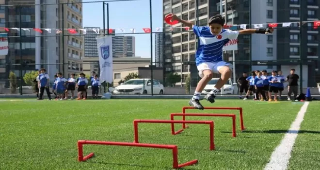 ABB’den çocuklara ücretsiz futbol yaz kursu