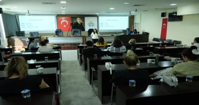 Adana Büyükşehir’den velilere eğitim