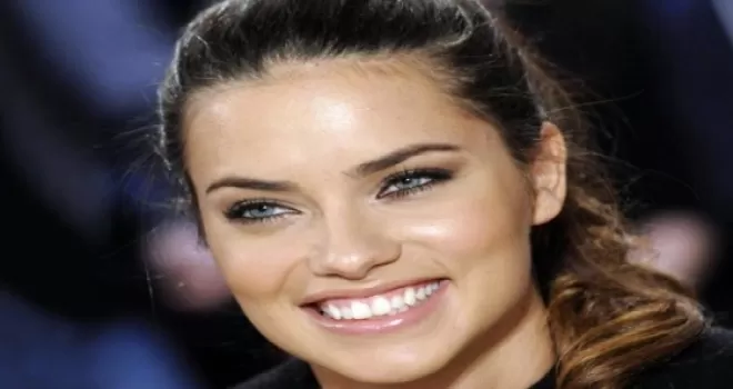 Adriana Lima: Ülkücü değilim kandırıldım!