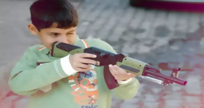Afganistan'da oyuncak silah yasaklandı