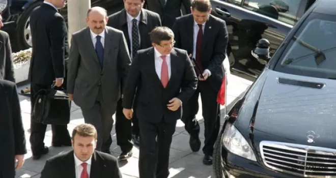 AK Parti'de 'Başkanlık' kampı